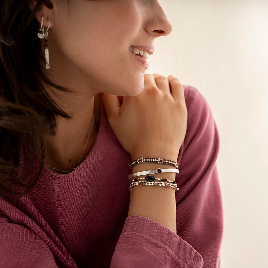 Sensitive Garnet Bracelet Silver Plated