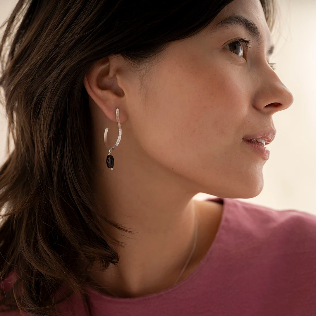 Attracted Garnet Earrings Silver Plated