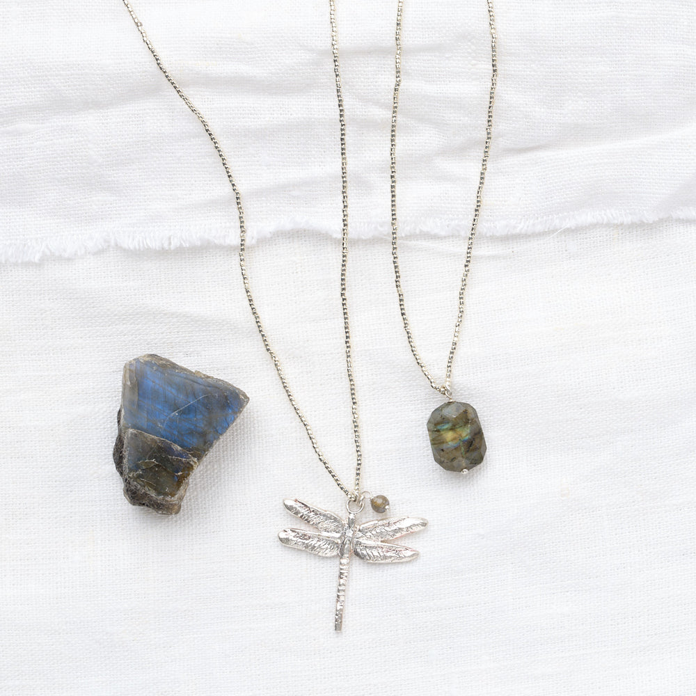 Calm Labradorite Silver Colored Necklace