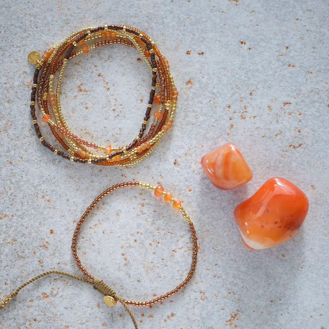 Decent Carnelian Bracelet Gold Colored