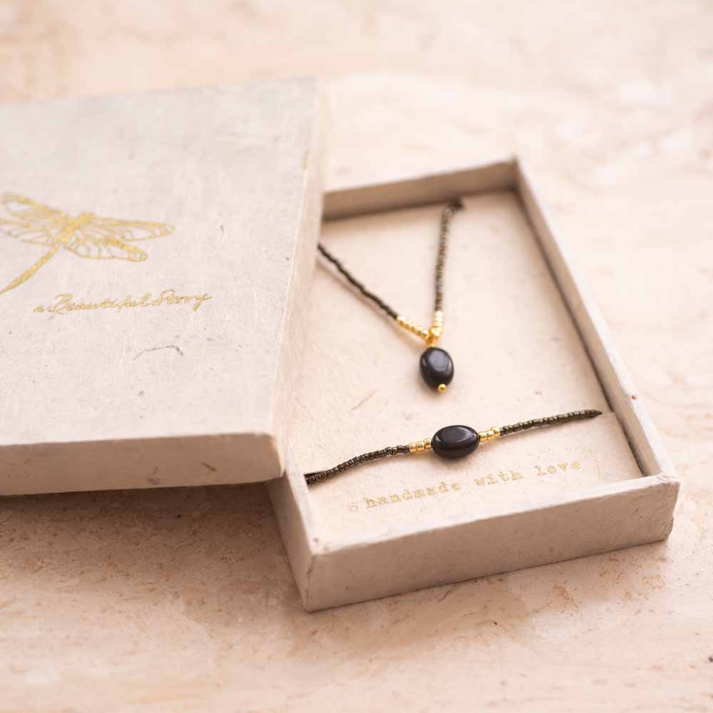 Gift Set Confidence Black Onyx Gold Colored