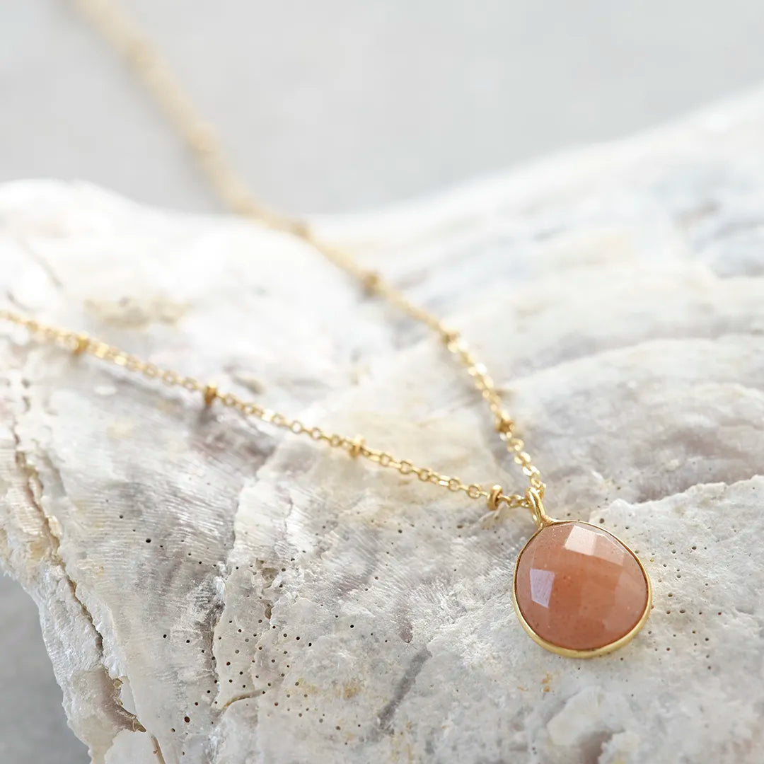 Adoration Peach Moonstone Necklace Gold Plated